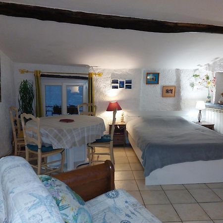 "Le Charme Provencal" - Studio 4 Couchages Classe 2 Etoiles - Axelle Loc'Appart Lorgues Exterior foto